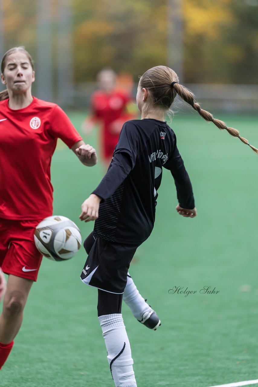 Bild 252 - wCJ VfL Pinneberg - Eimsbuettler TV : Ergebnis: 0:3
